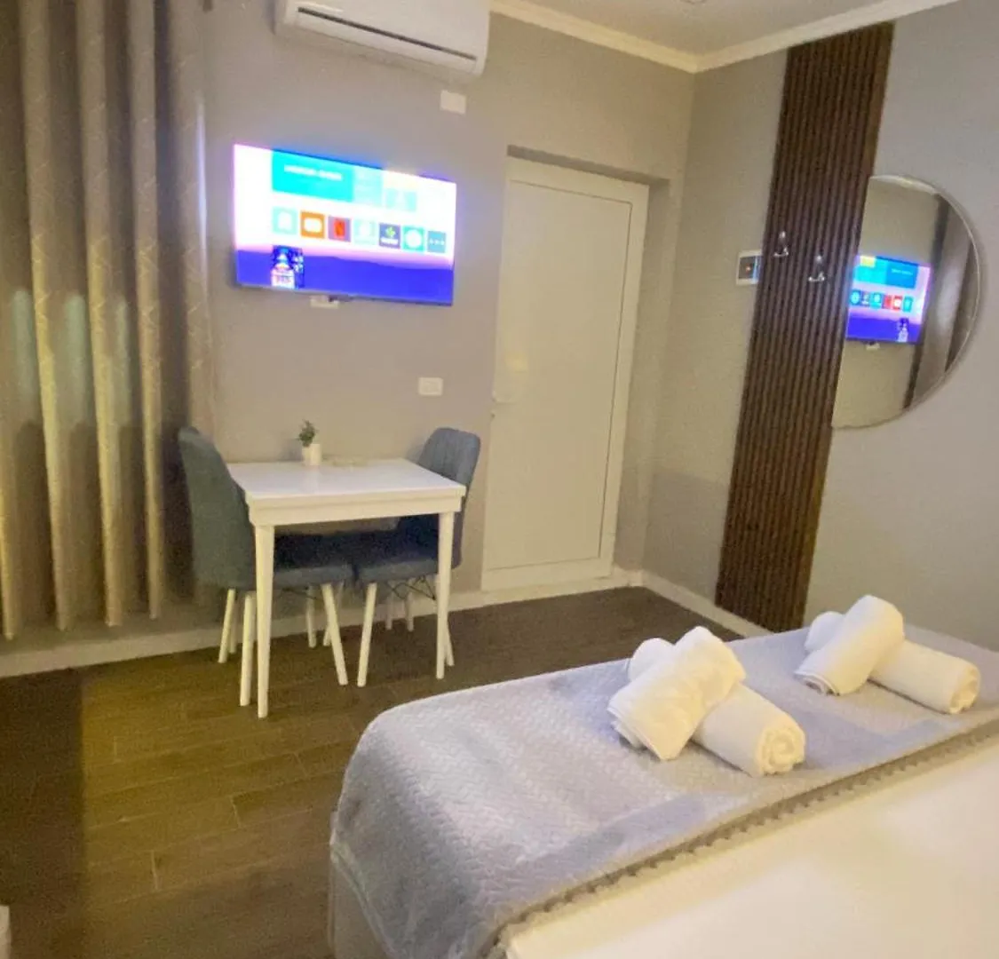 Guest House Luli Strumi Berat 0*,