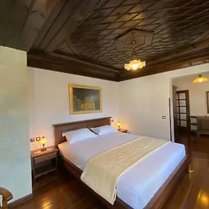 Boutique Muzaka Berat