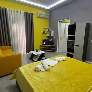 Apartahotel Algen Room's, Berat
